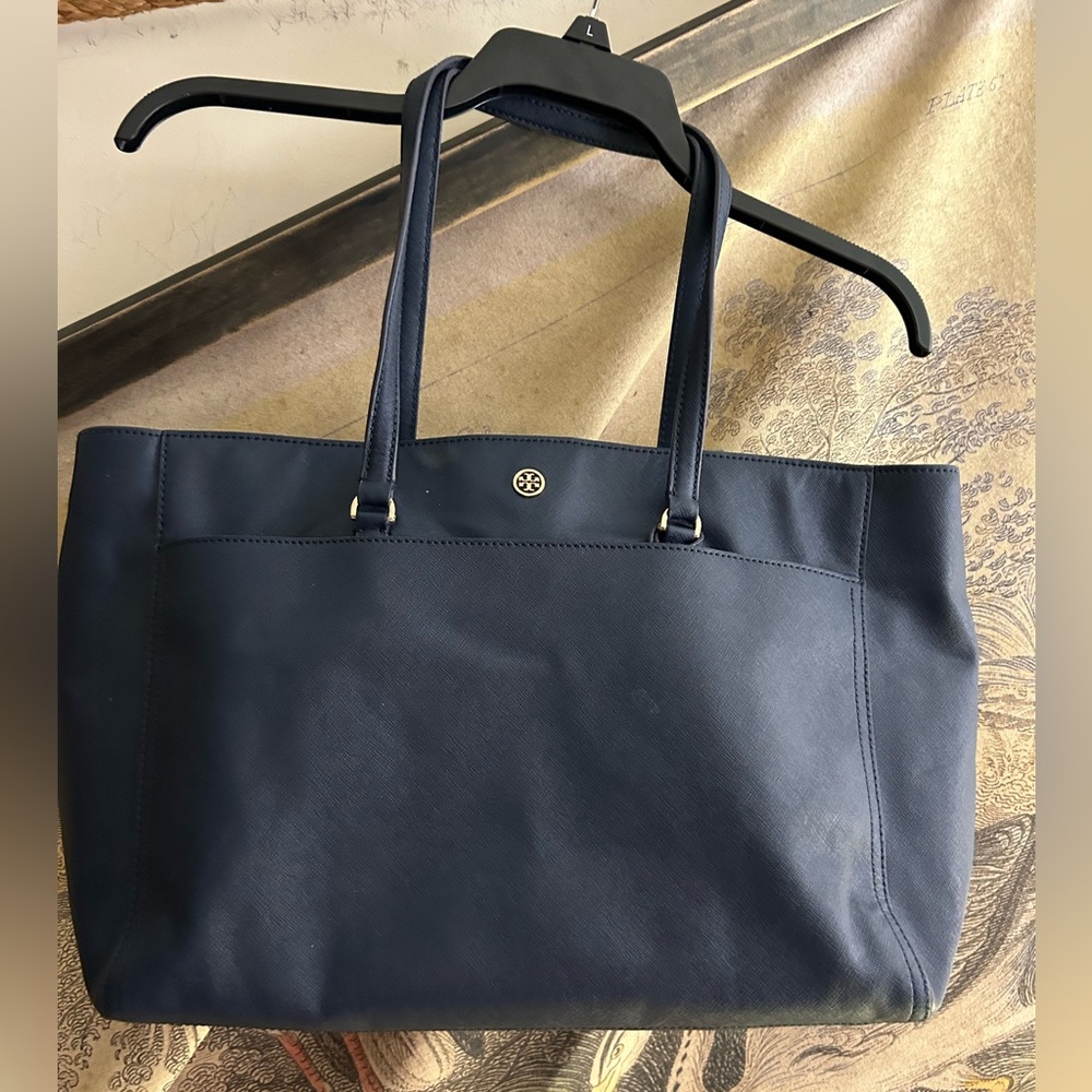 LARGE Tory Burch Dak NAVY Blue Parker Tote Very Good Condition Classic